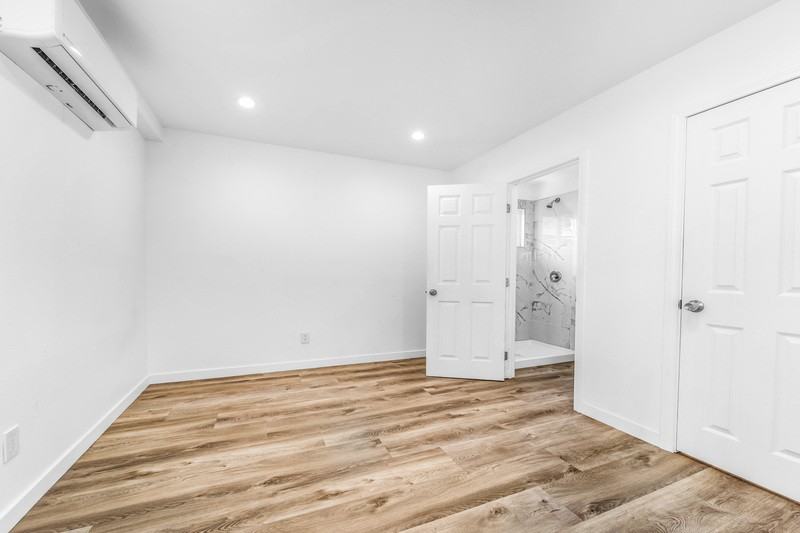 1720 Petaluma Ave - Photo 2 of 9