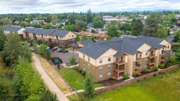 featured image of 1605 Oak St Se