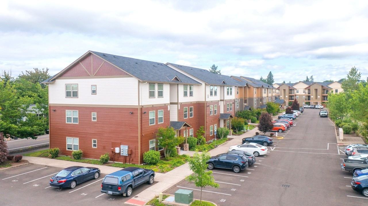 Riverbend Apartments - Photo 5 of 15