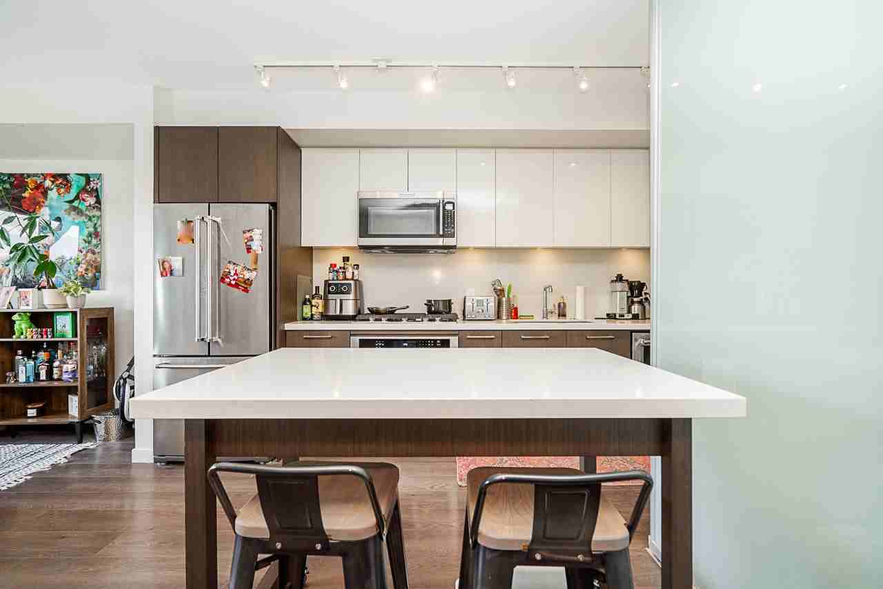 384 East 1st Avenue #517 - Photo 4 of 24