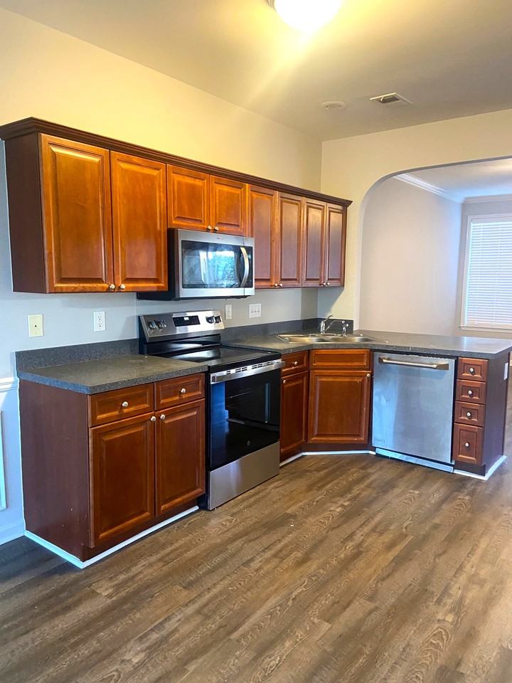 2291 Ridgemont Drive - Photo 7 of 24