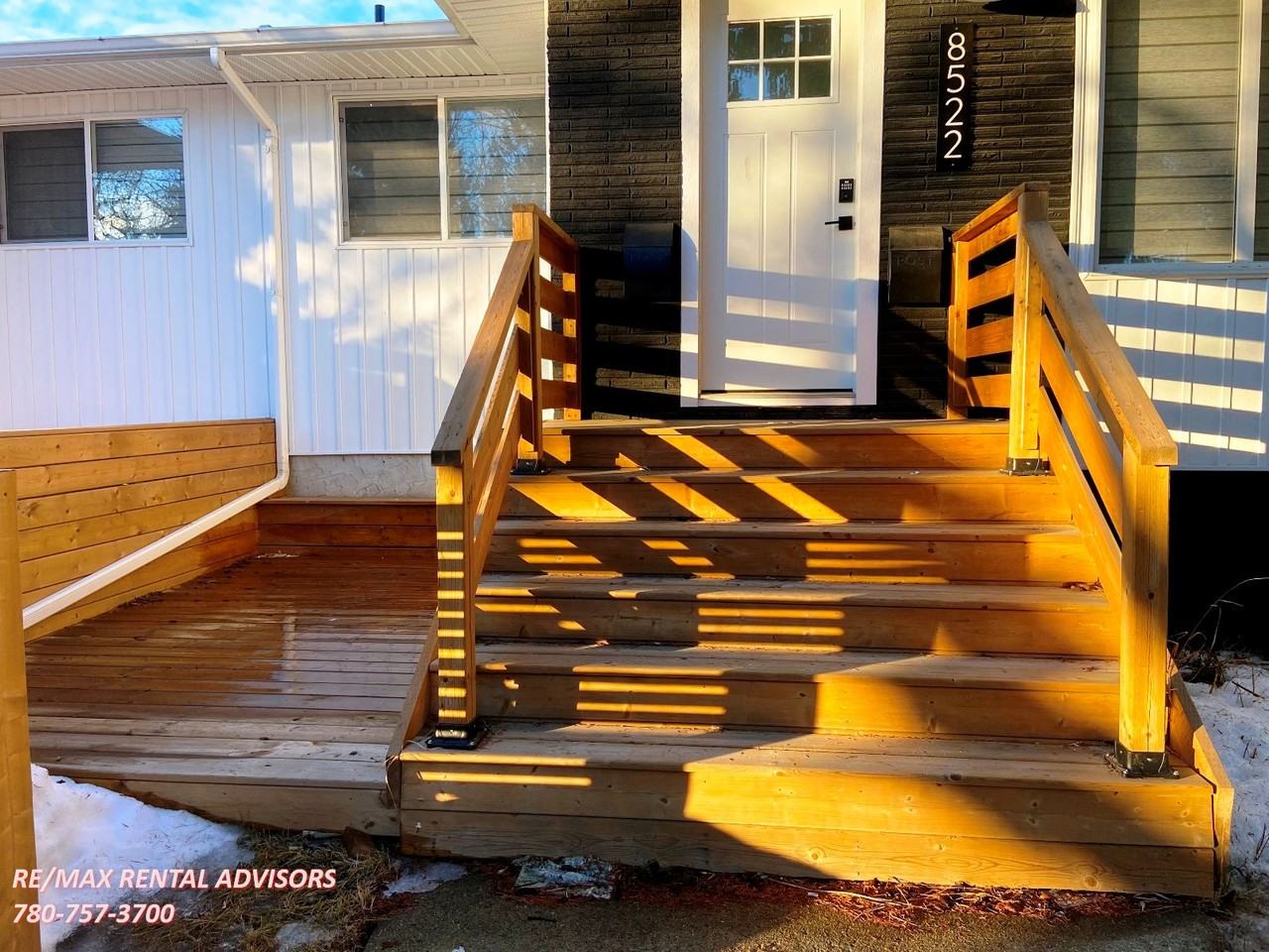 UPPER 8524 84 Avenue Northwest - Photo 2 of 16