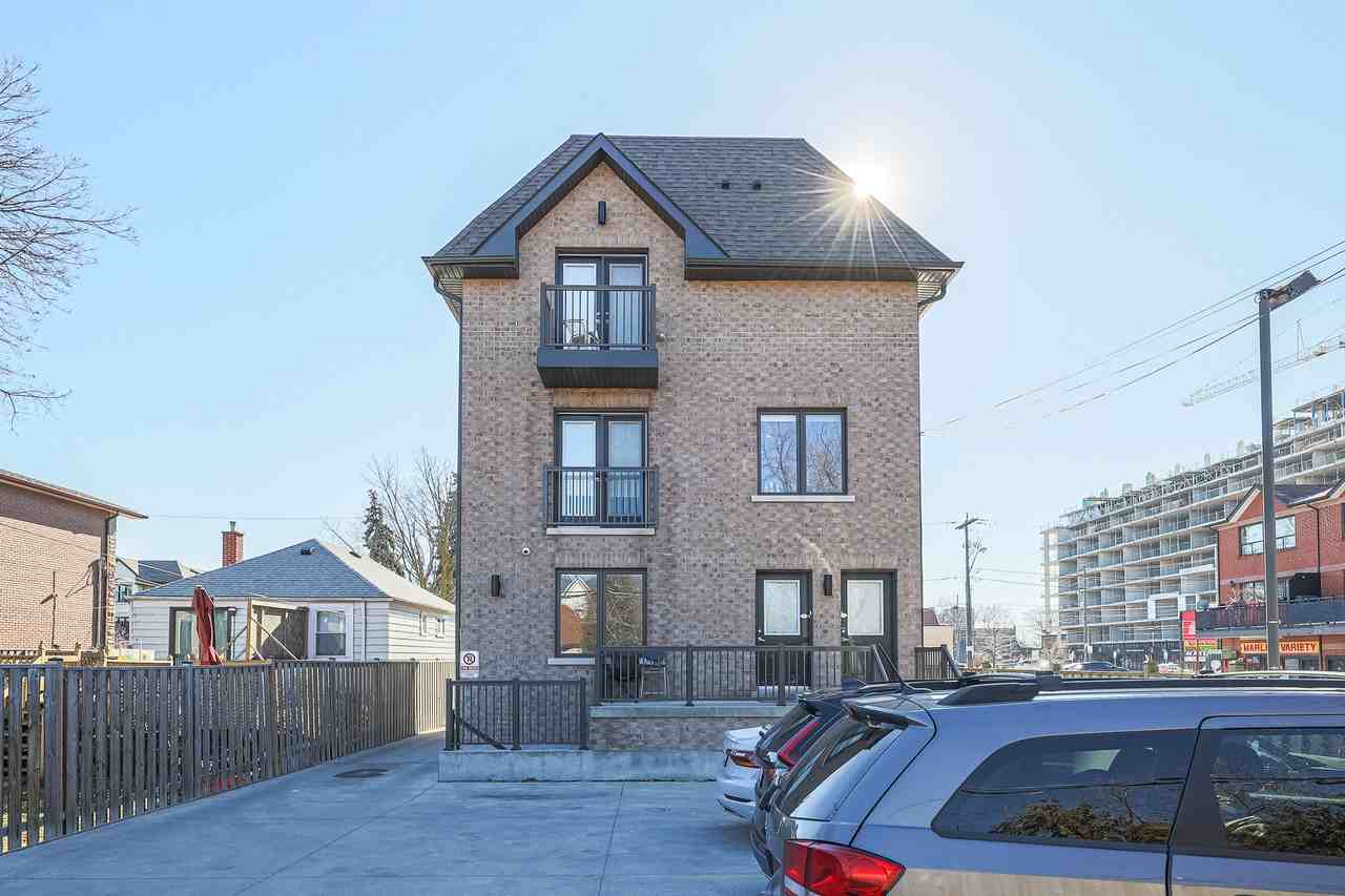 814 Glencairn Avenue - Photo 3 of 4