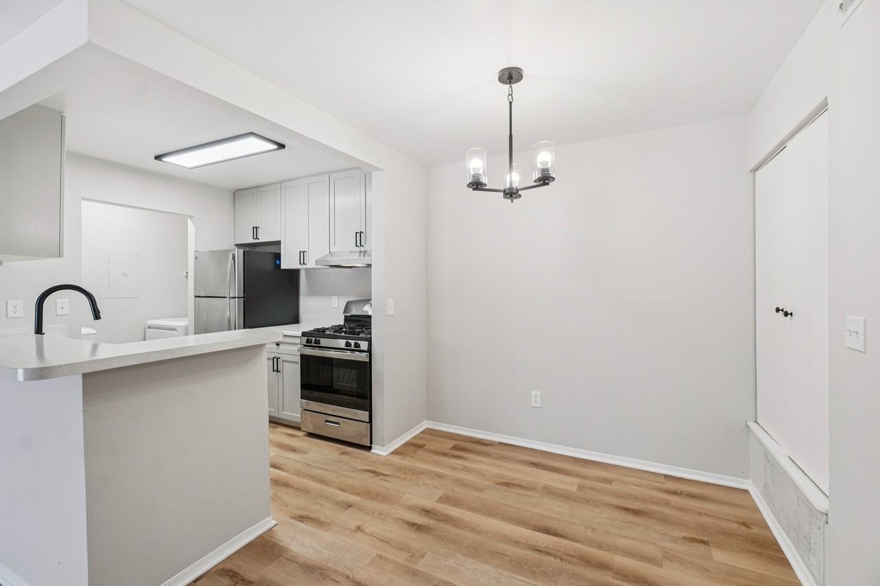 Turtle Cove - Photo 4 of 30