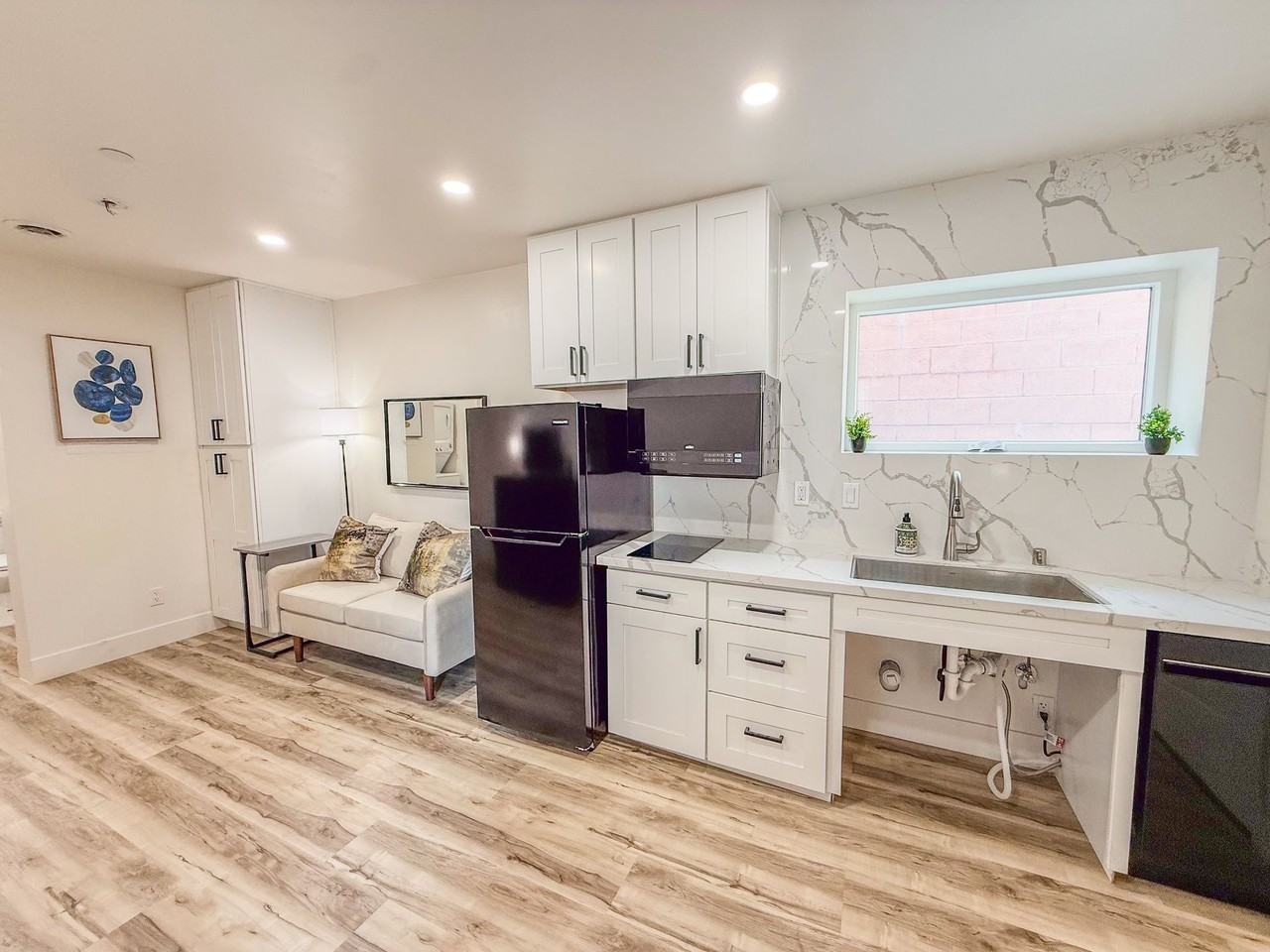 2519 Columbia Street - Photo 7 of 11