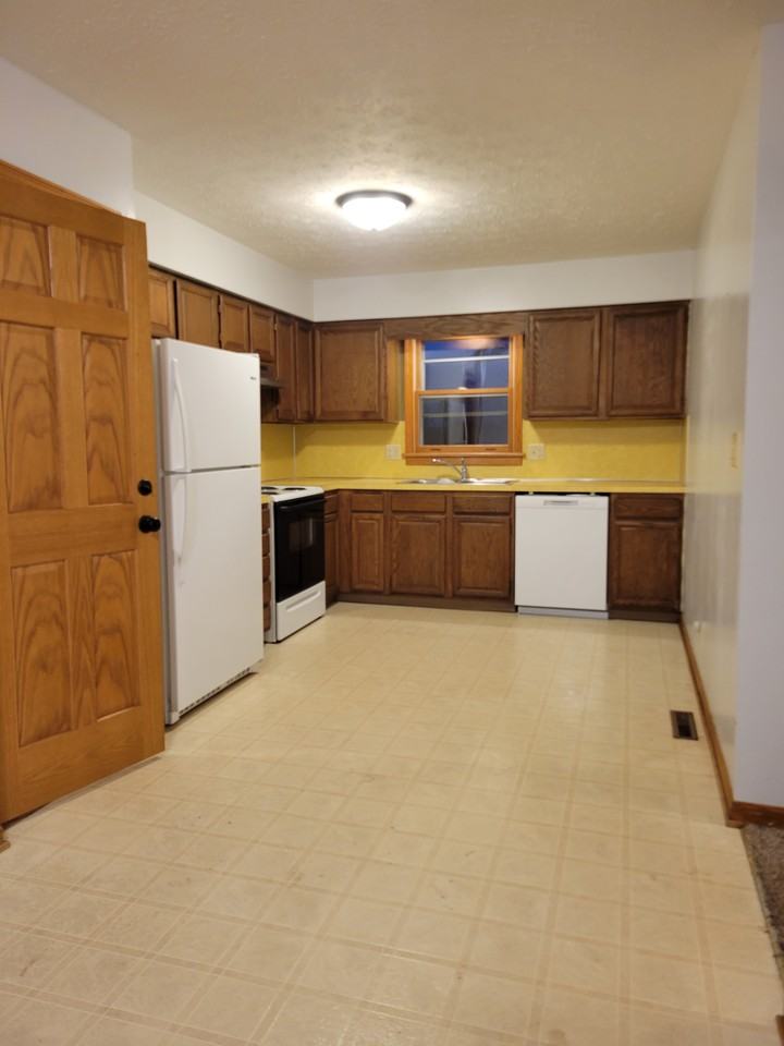 2672 Ruble Dr #2672 - Photo 3 of 16