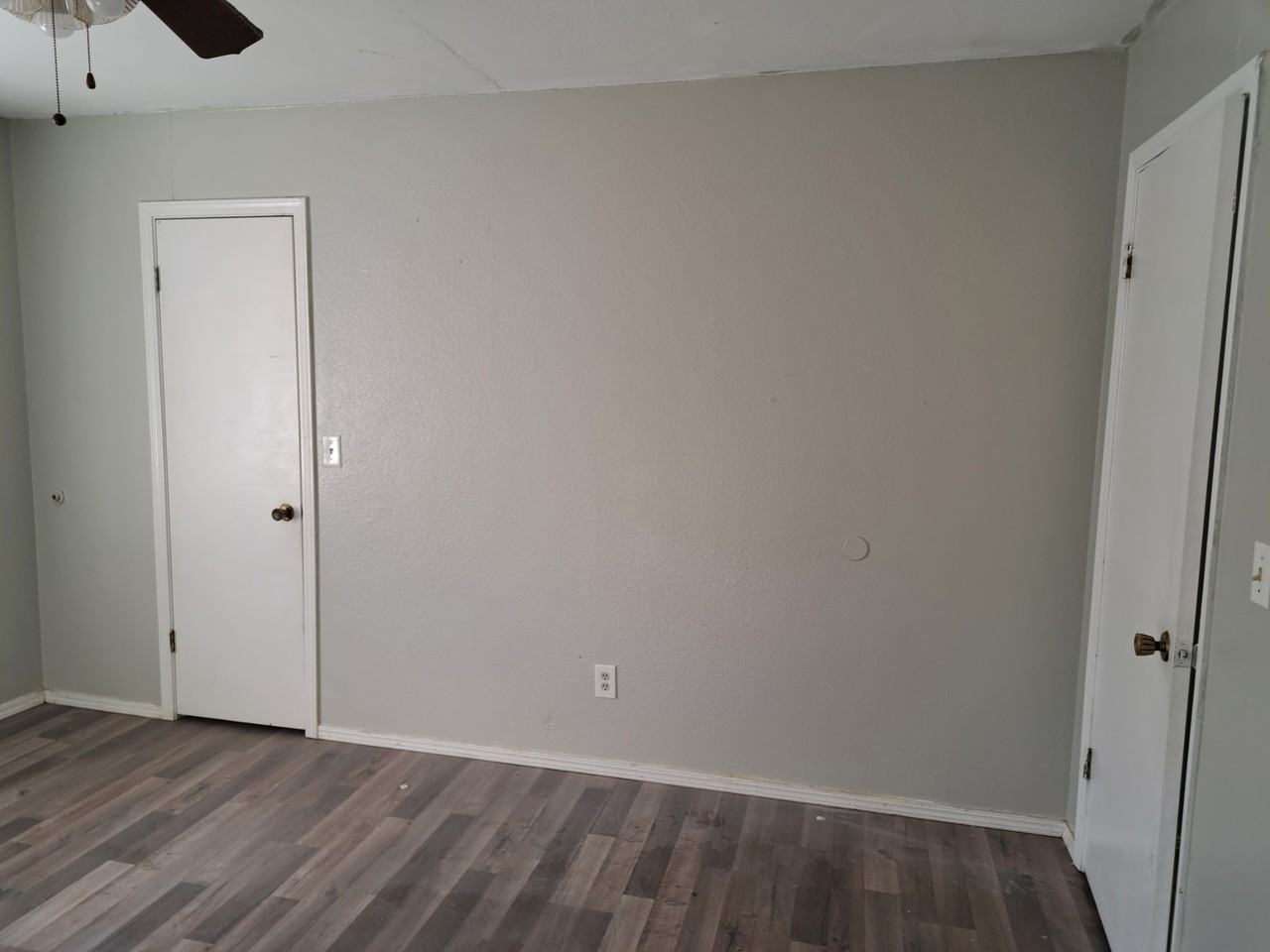 962 Halray Dr - Photo 2 of 12