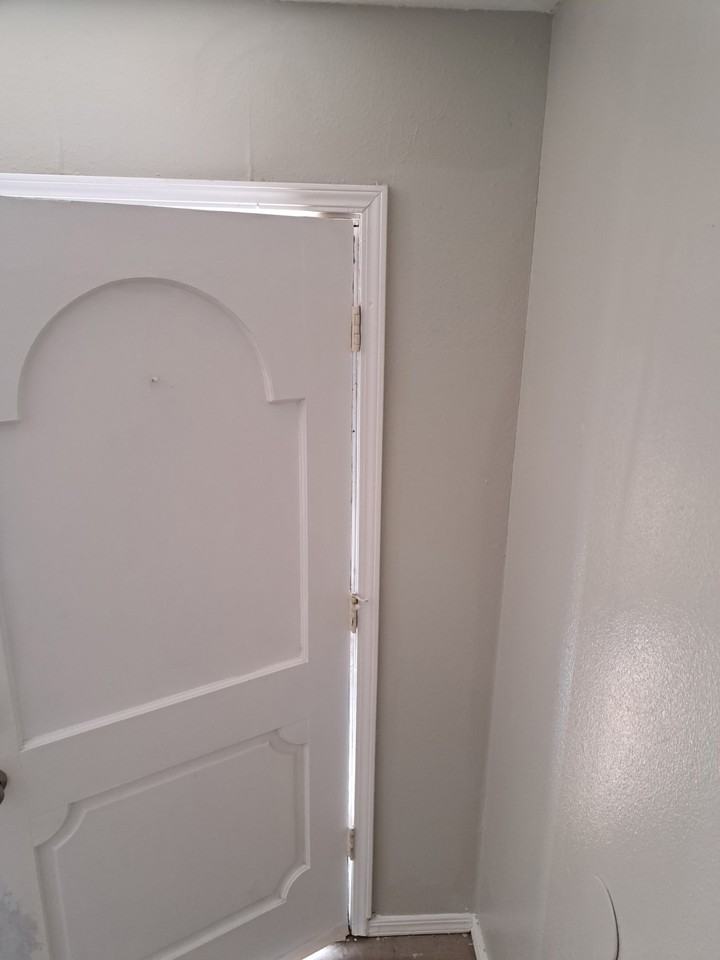 962 Halray Dr - Photo 4 of 12