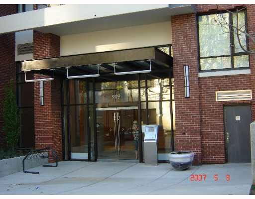 909 Mainland Street #1006 - Photo 7 of 16