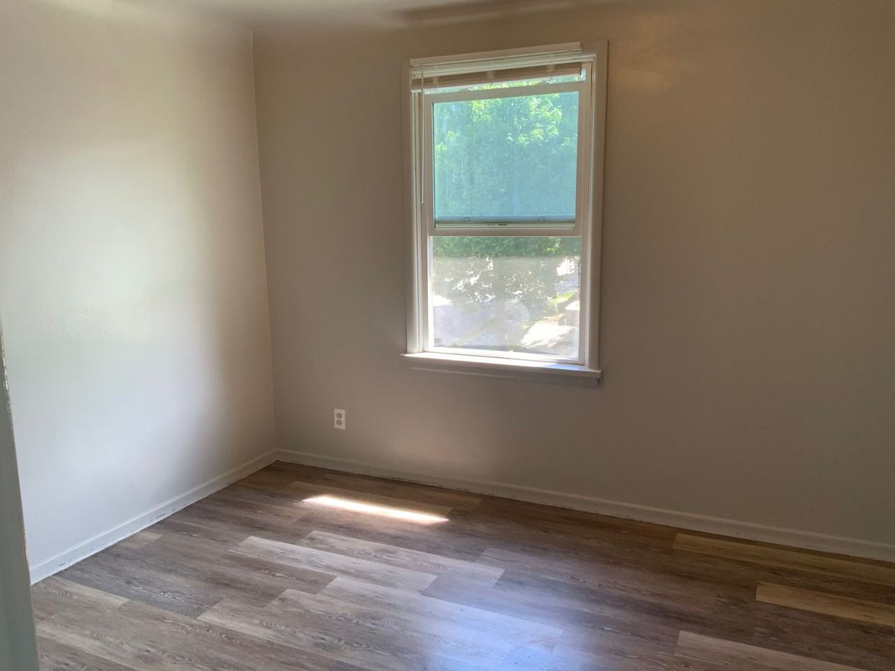 1501 W 6th Ave #B - Photo 7 of 15