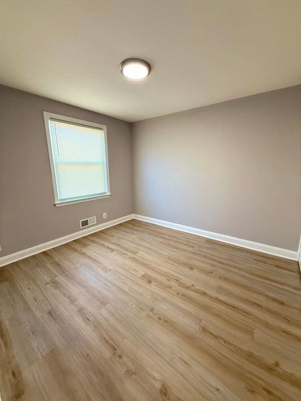 607 Lucia Ave - Photo 7 of 12