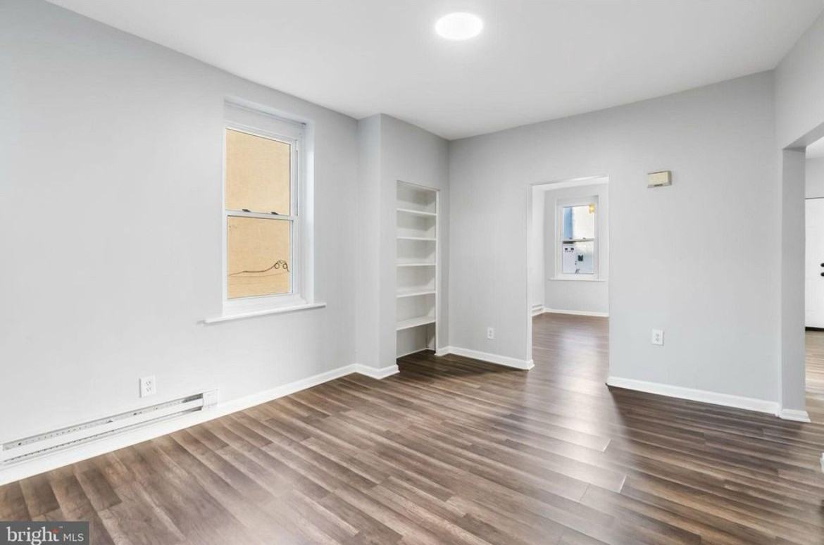 1055 Willow St - Photo 5 of 22