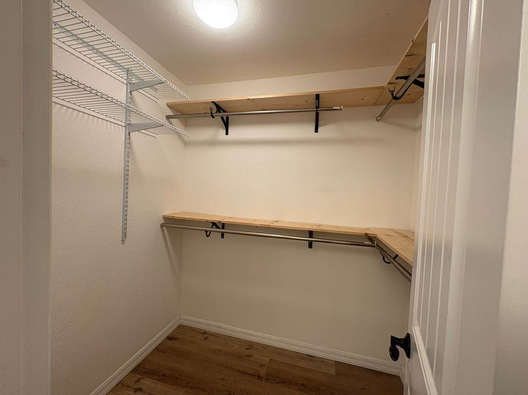 14440 Harvey Ln - Photo 2 of 22