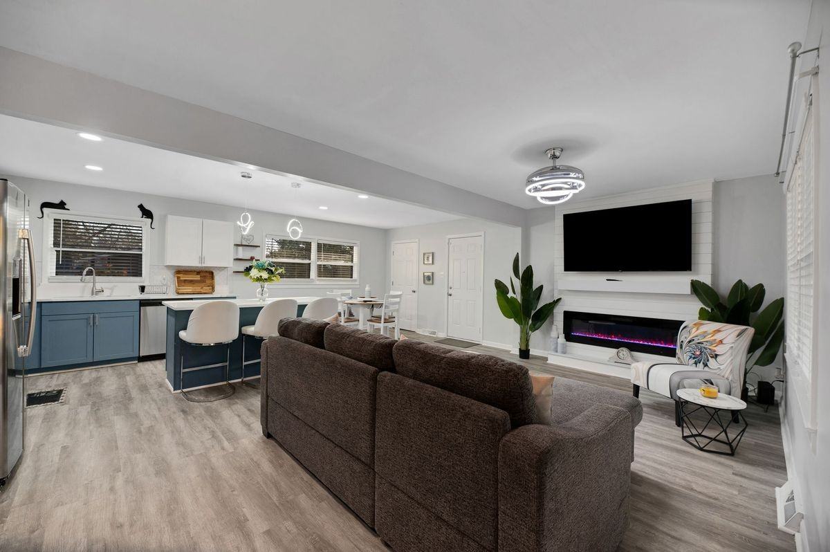 1419 Westmoreland Ave - Photo 2 of 16