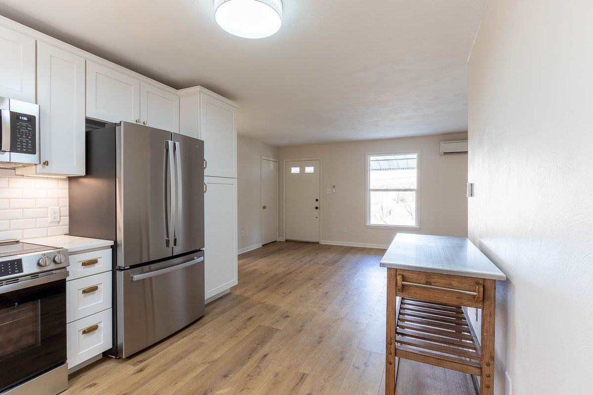 1026 N Atherton St - Photo 5 of 22