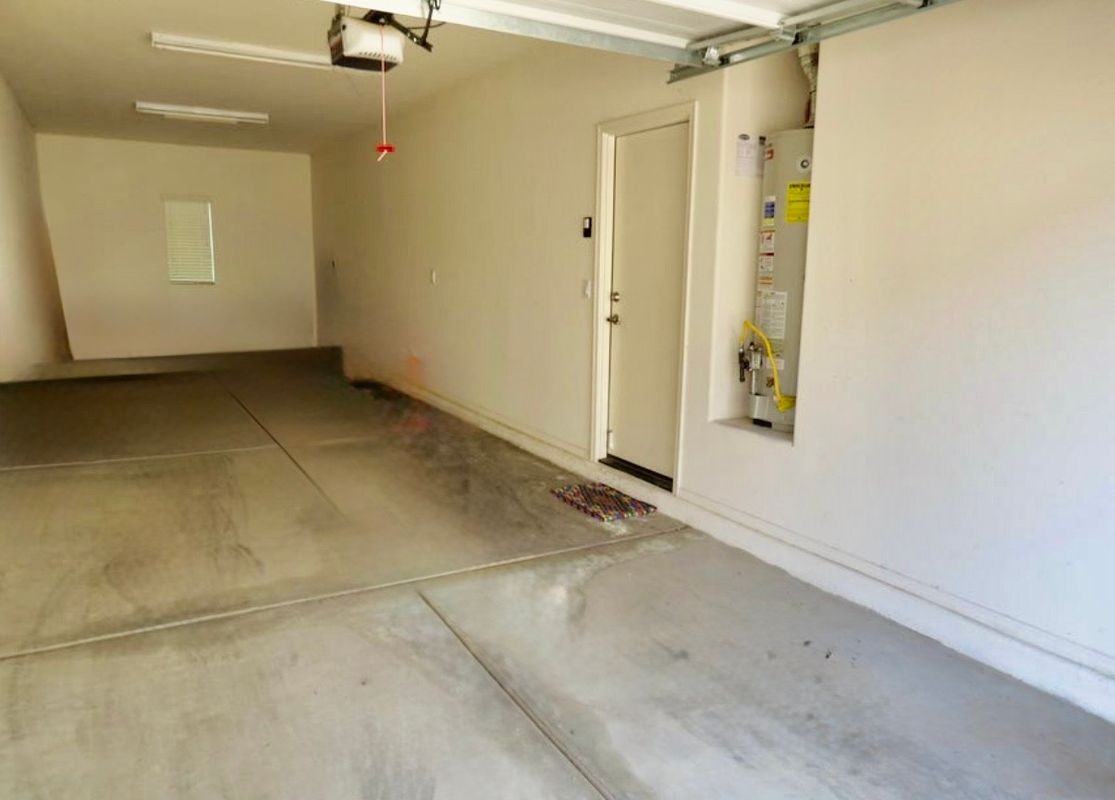 2527 N 148th Dr - Photo 3 of 3