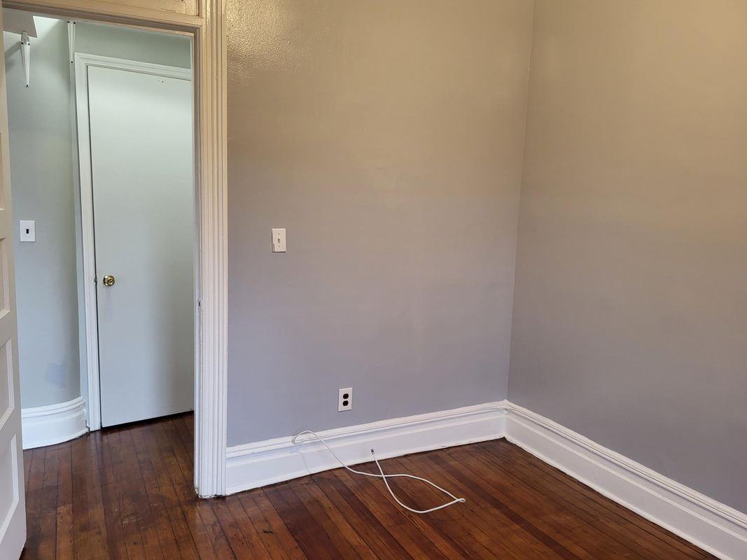 145 S 4th Ave - Photo 3 of 9