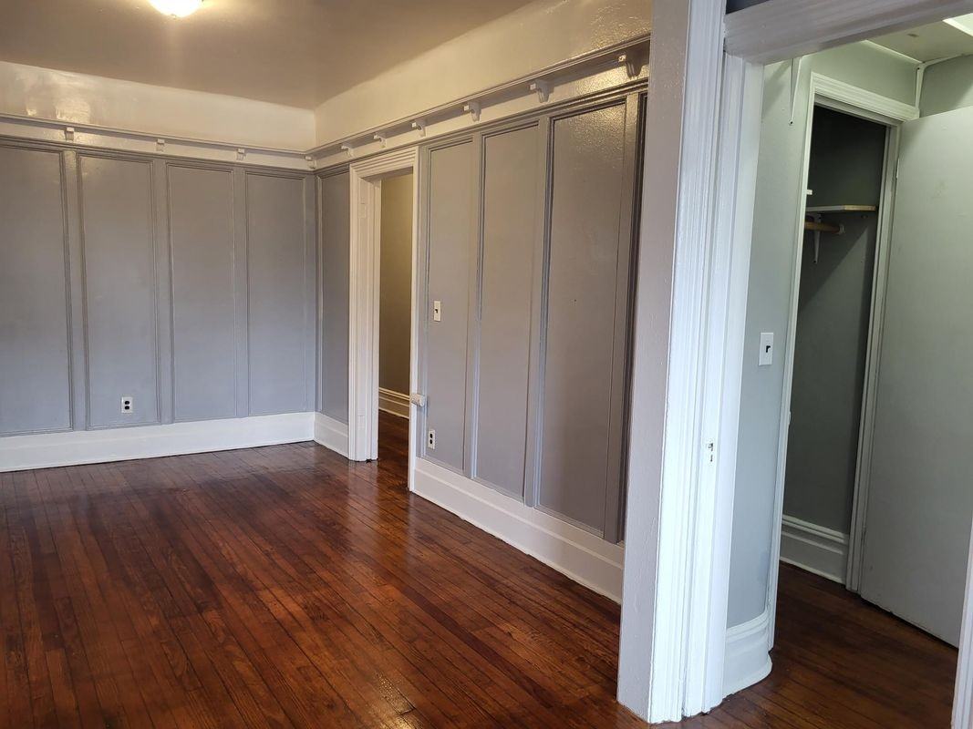 145 S 4th Ave - Photo 4 of 9