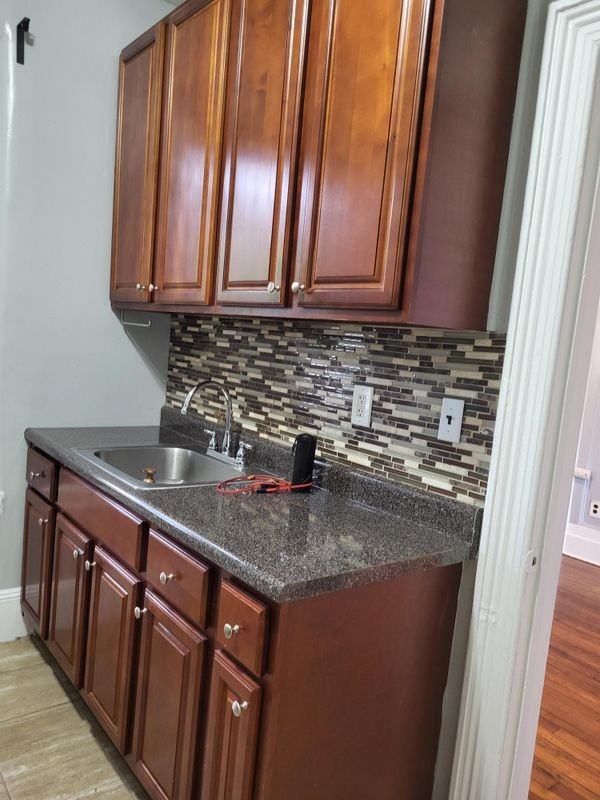 145 S 4th Ave - Photo 7 of 9