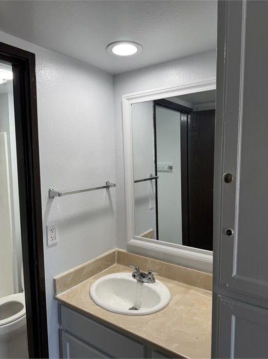 363 E Gilbert St ##413 - Photo 4 of 8