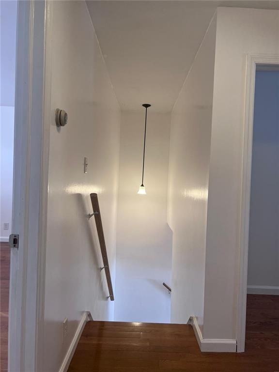 144 Pavilion Ave - Photo 5 of 7