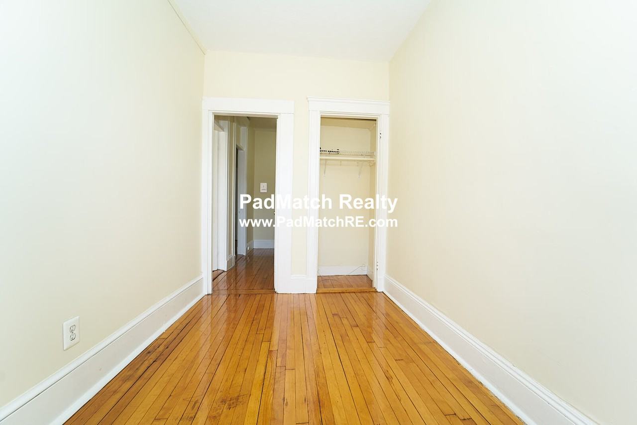 1367 Commonwealth Ave #2 - Photo 6 of 22