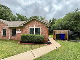 2308 Heatherfield Ln - Photo 1 of 1