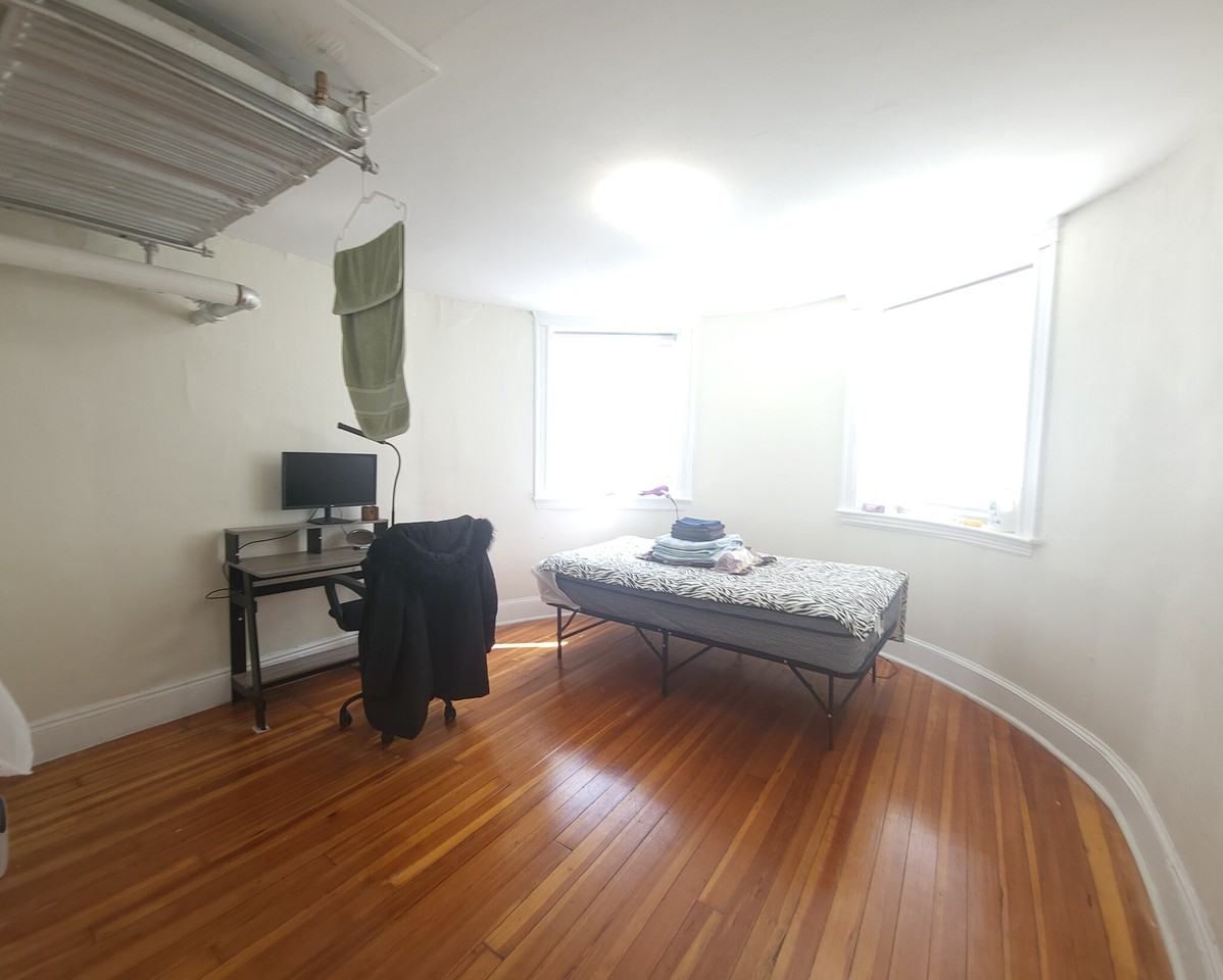 Mount Hood Rd #B - Photo 2 of 44