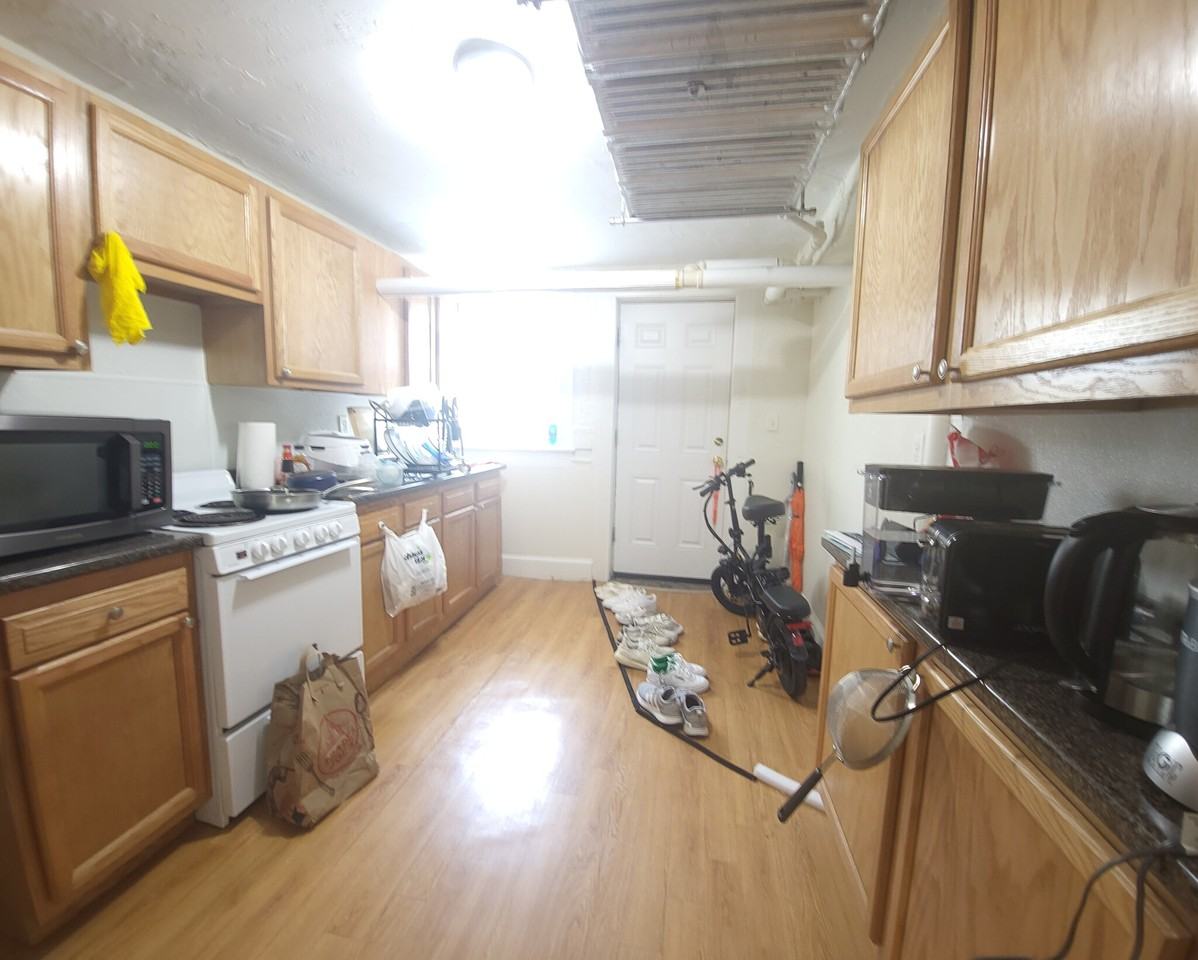 Mount Hood Rd #B - Photo 7 of 44