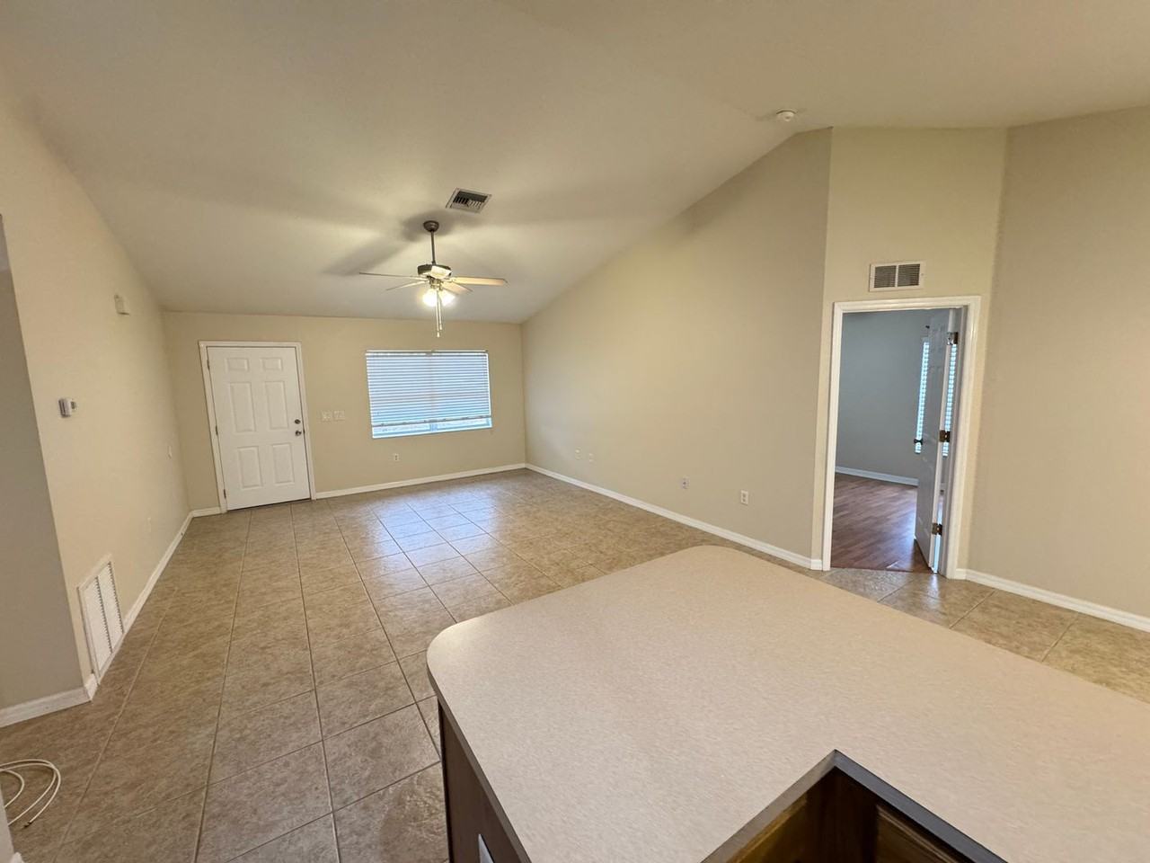 8213 Cozumel Ln - Photo 4 of 35