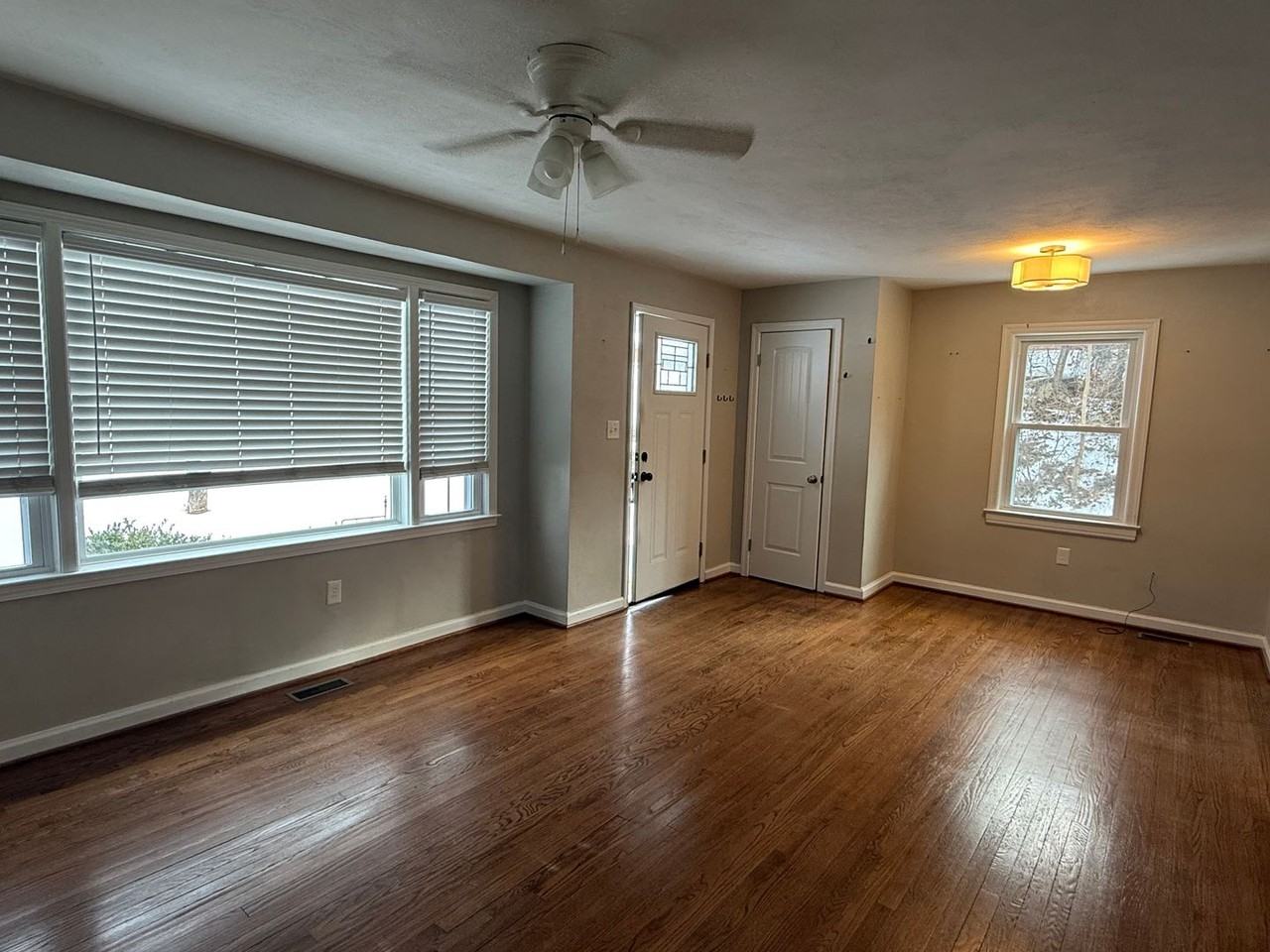 3481 Richards Blvd - Photo 6 of 18