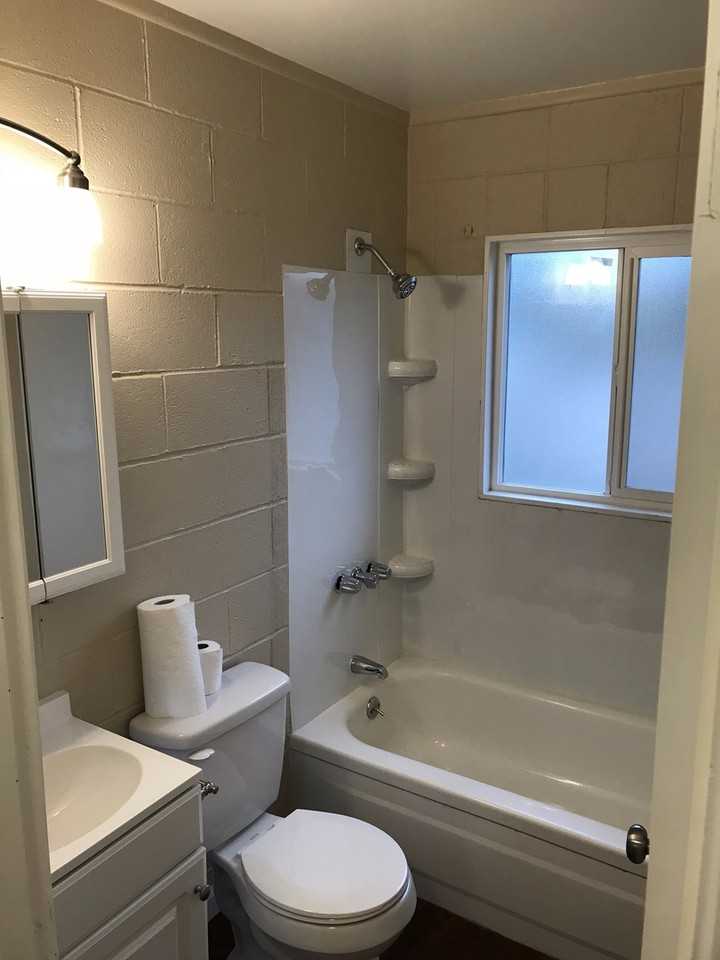 Rivercrest Apartments - Photo 4 of 19