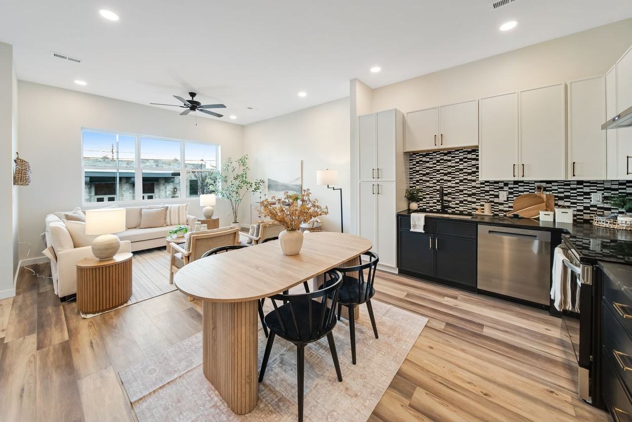 1861 Zeta Way - Photo 6 of 36