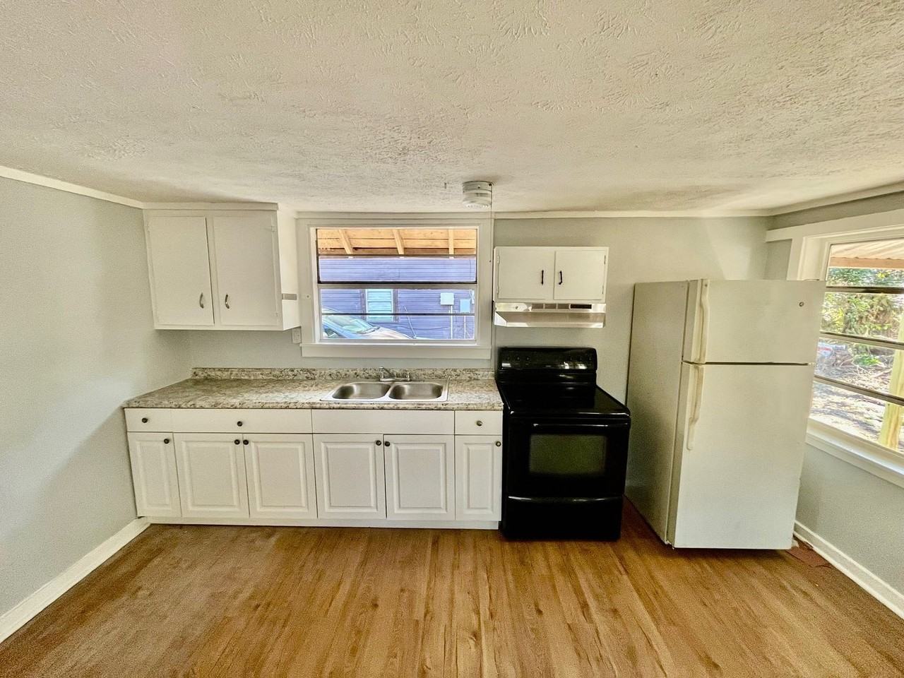 5168 Crooked Ln - Photo 5 of 5