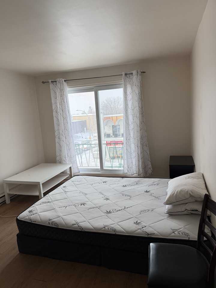 6905 2e Avenue #11 - Photo 3 of 8