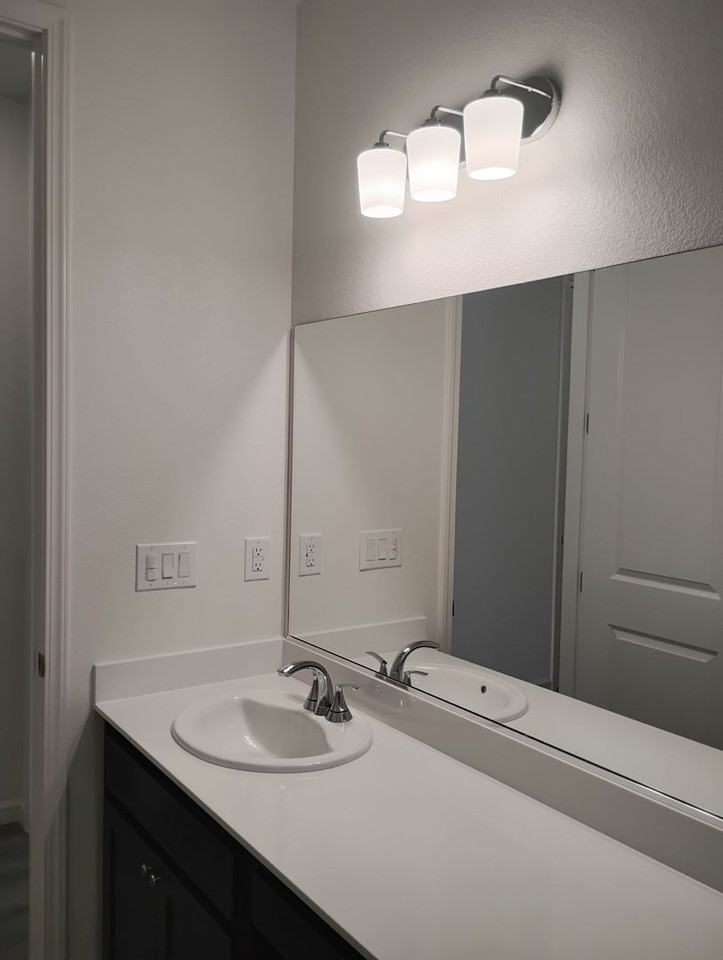 6313 Snow Beauty Way - Photo 4 of 11