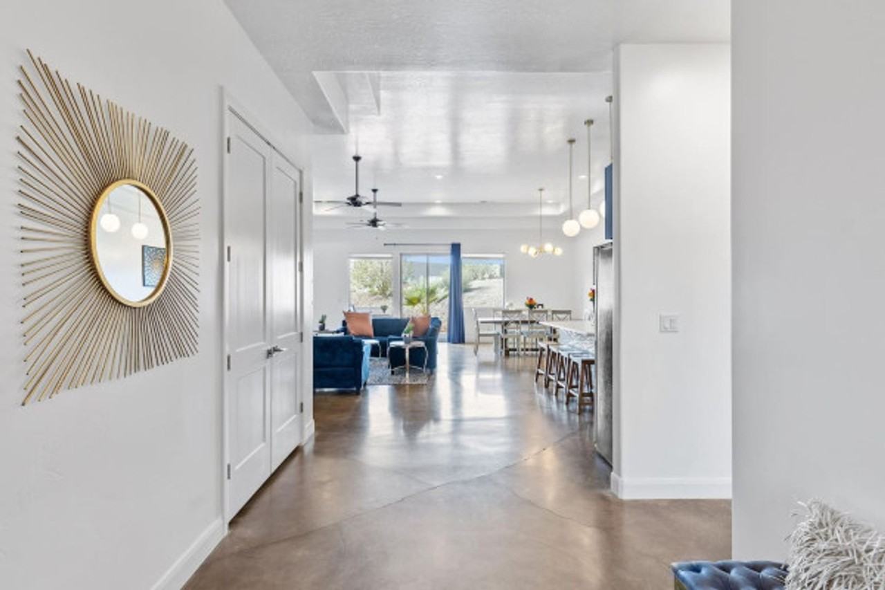 3252 S 4900 W - Photo 4 of 22