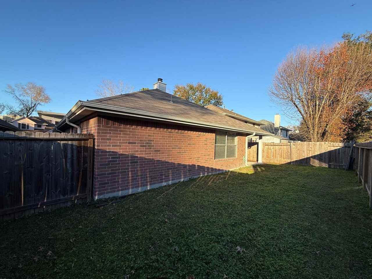 5218 Hill Timbers Dr - Photo 4 of 26