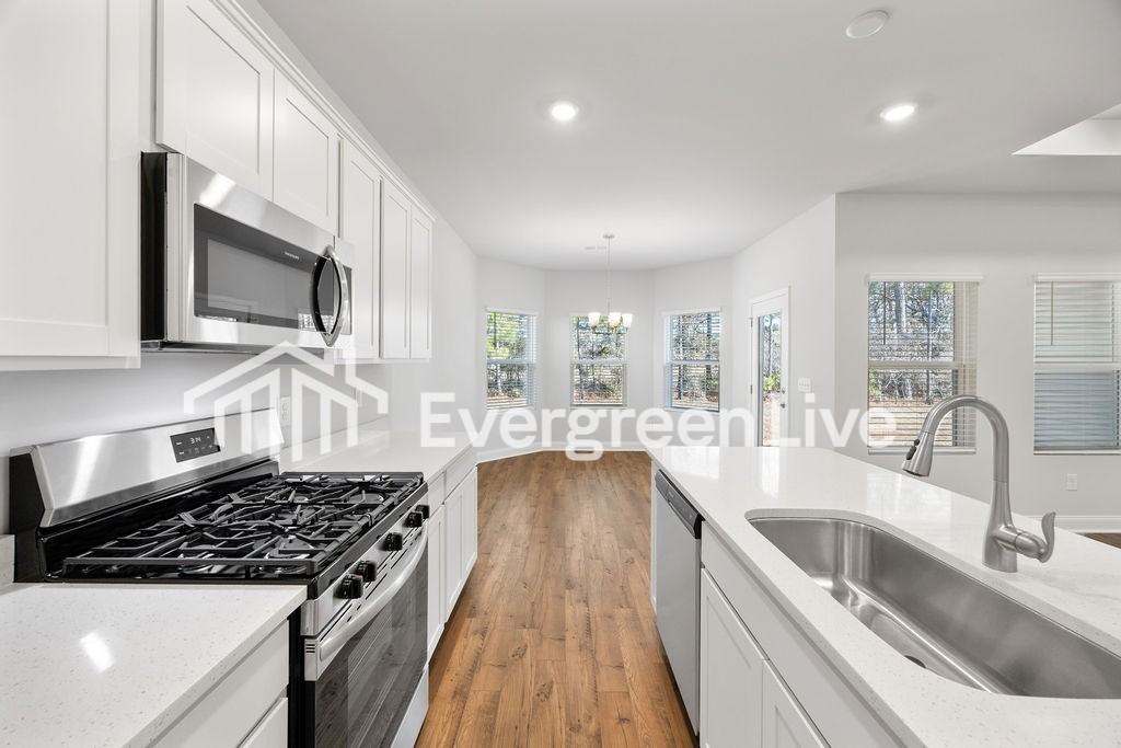 2443 Campton Loop - Photo 5 of 32