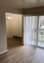 Corner Crest 3119 - Photo 1 of 1