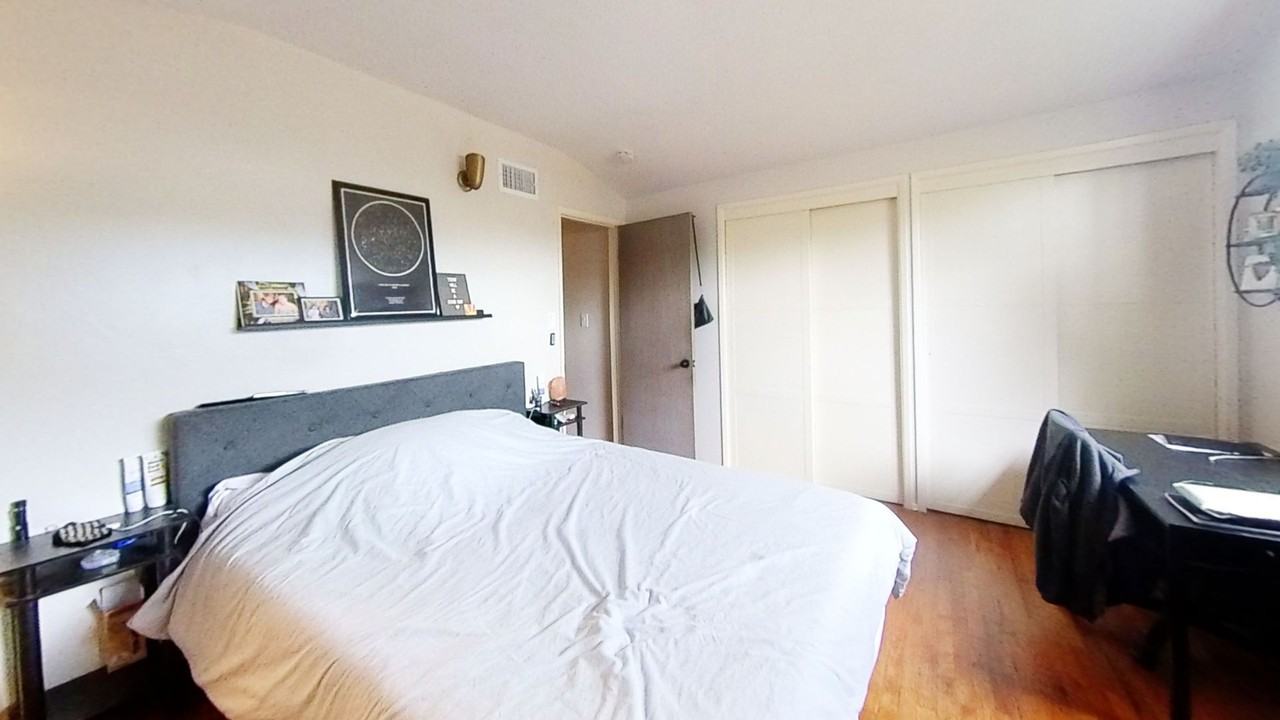 5310 Redding Rd - Photo 7 of 29