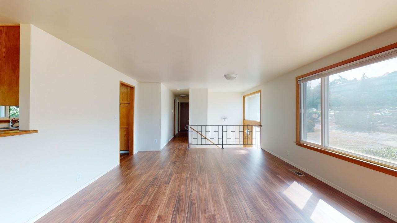 812 S 235th Pl - Photo 5 of 38