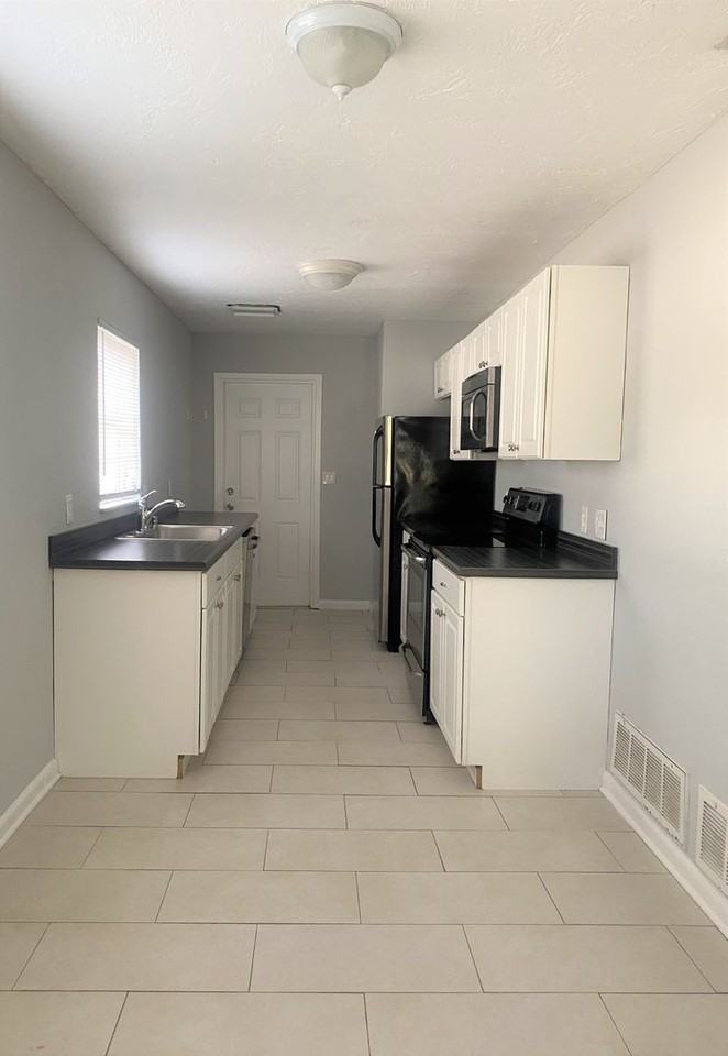 5219 17th Ave S - Photo 4 of 13