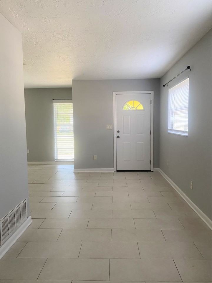 5219 17th Ave S - Photo 5 of 13