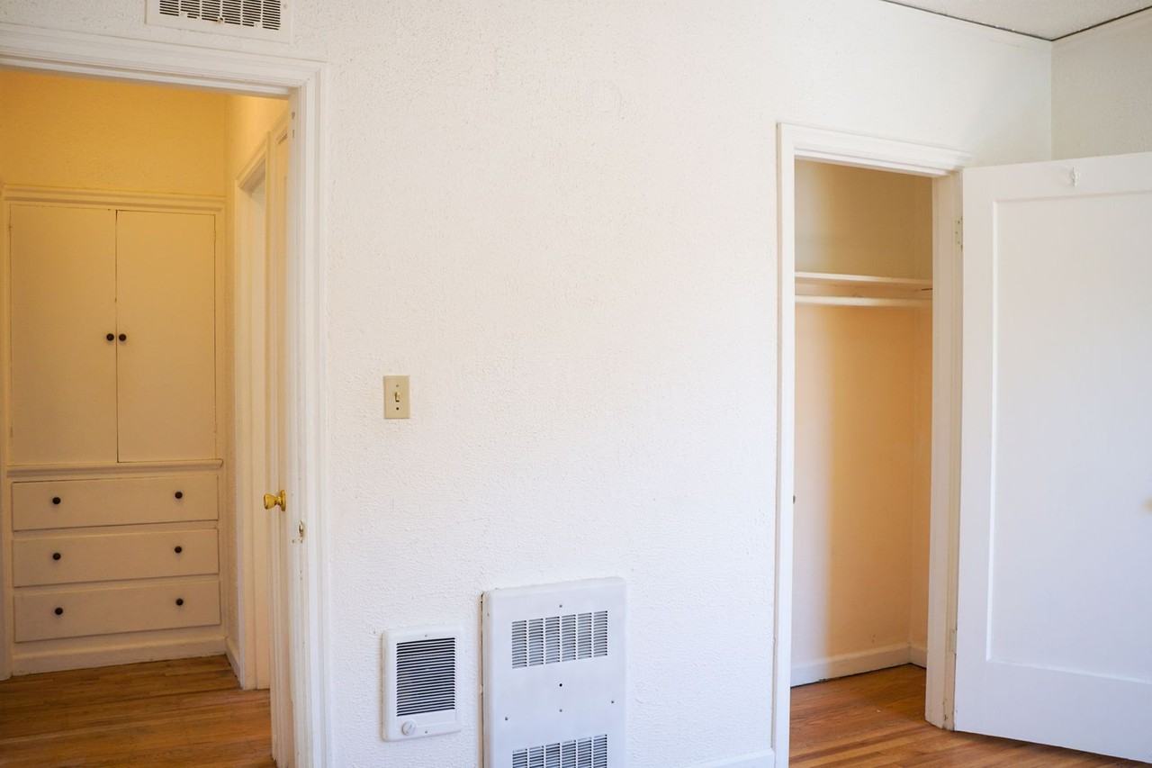 1632 Ne Prescott St #2 - Photo 4 of 9