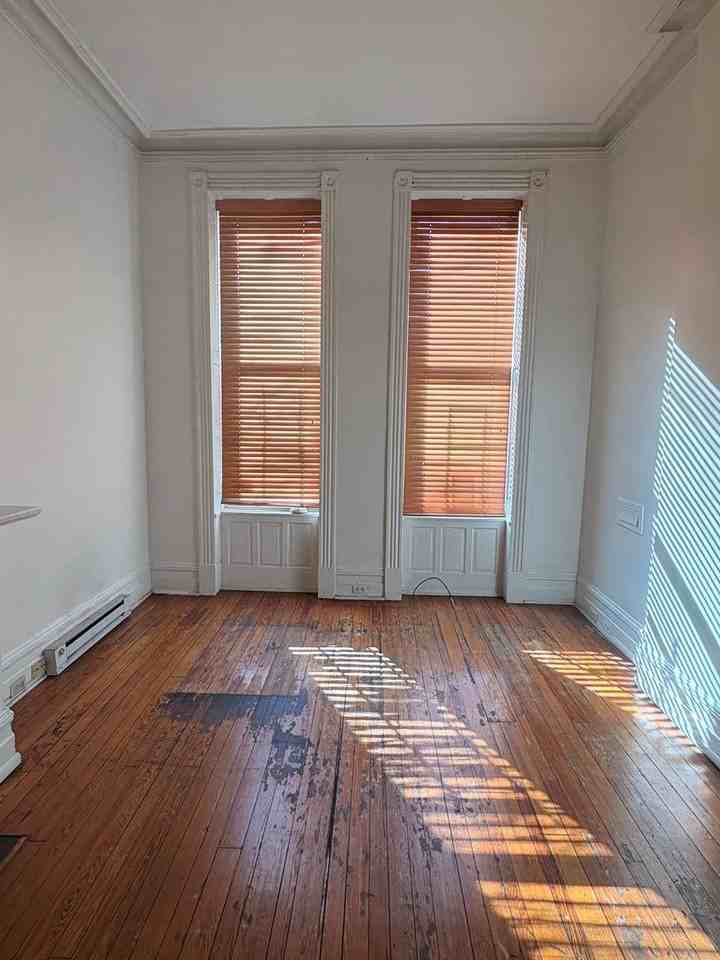 12 E. Biddle St - Photo 5 of 29