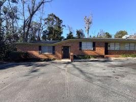 featured image of 104 Lankford Cir