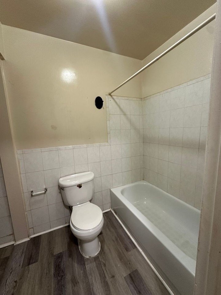 138 N 8th Street - Photo 2 of 18