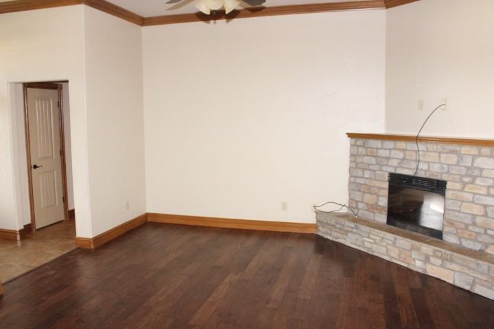 7204 Sw Stradford Ave - Photo 5 of 15