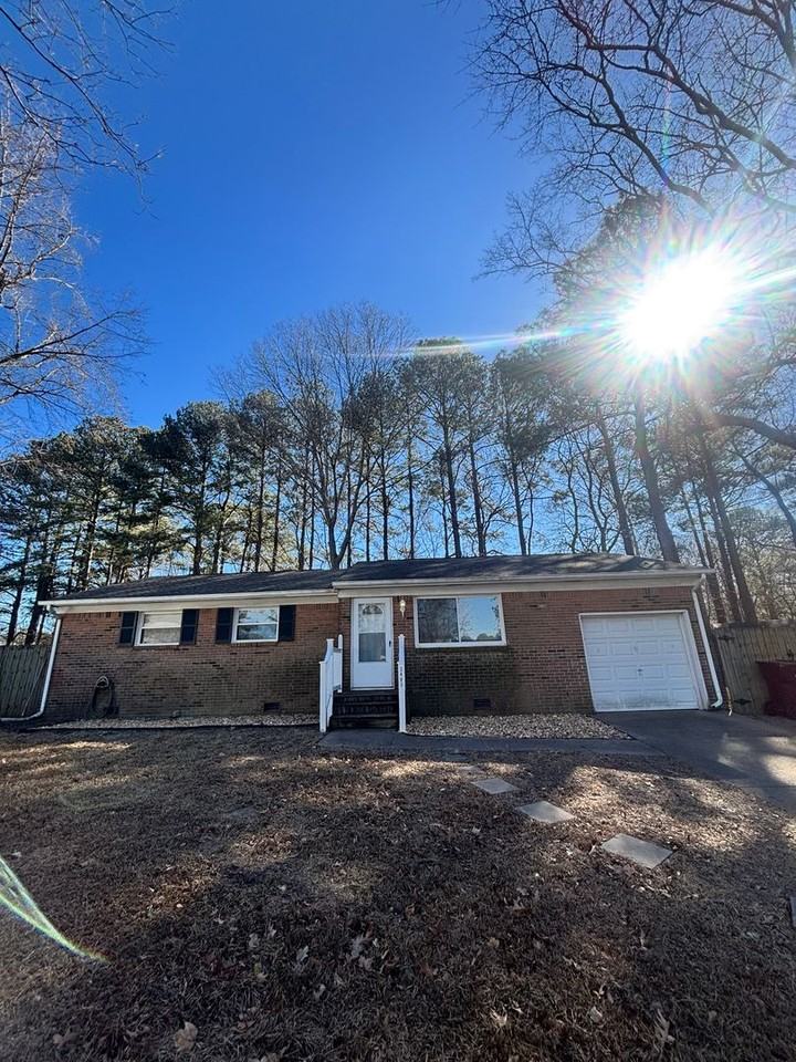 3403 Port Chambers Ct - Photo 2 of 17